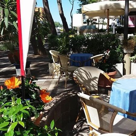 Hotel Adria Misano Adriatico Dış mekan fotoğraf